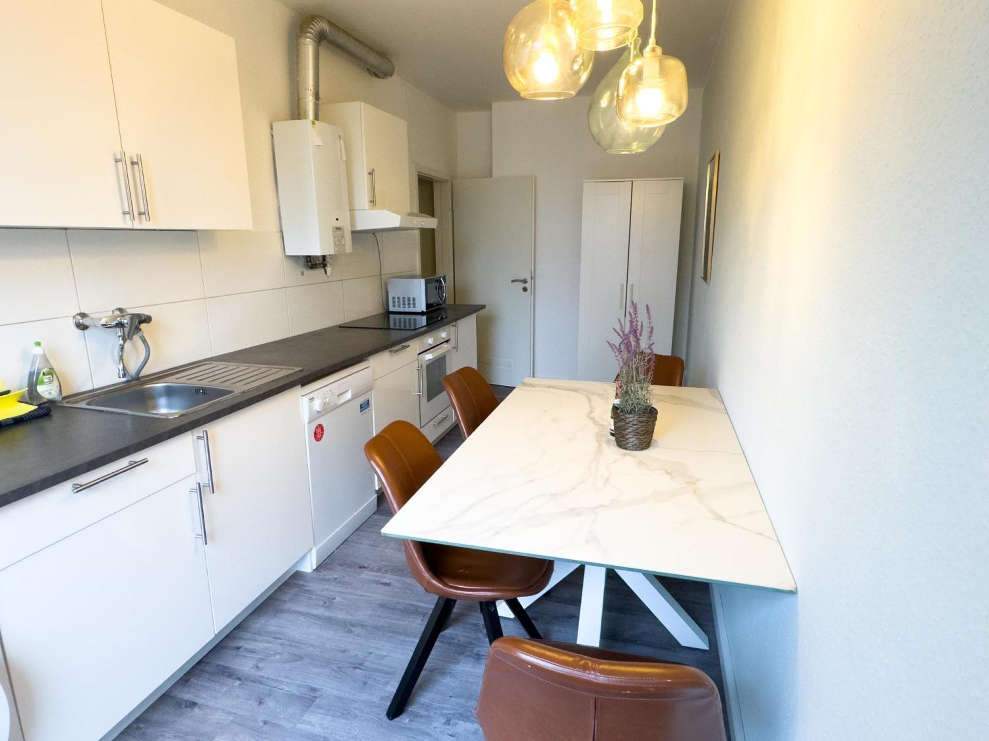 Wohnung Fuer 5 Gaeste Grosse Kueche Messe- Und Citynah Hannover Exterior photo